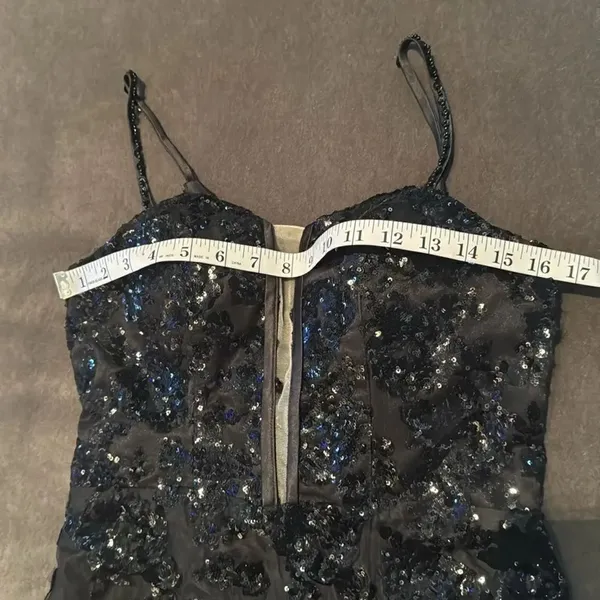 Women’s Black MermaidFit Sequins Party Prom Formal Dress LaceUp Back Size 4 - Image 8