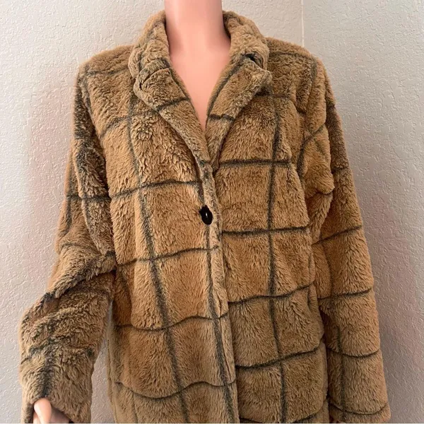Fair Haven Plush Faux Fur Winter Sweater Coat Size Large Checkered plaid brown - Image 5