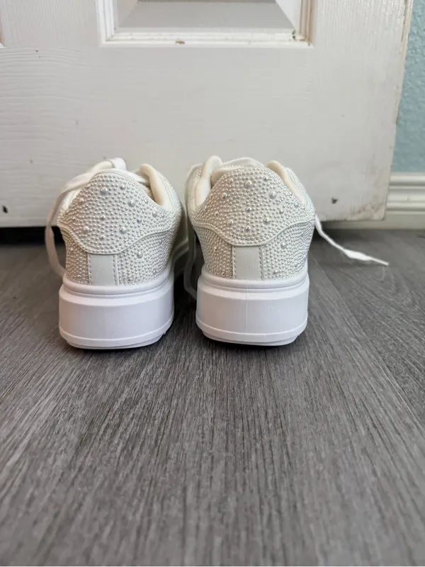 Madden Girl Jeena White Rhinestone Sneakers Size 7.5 NWOT - Image 5
