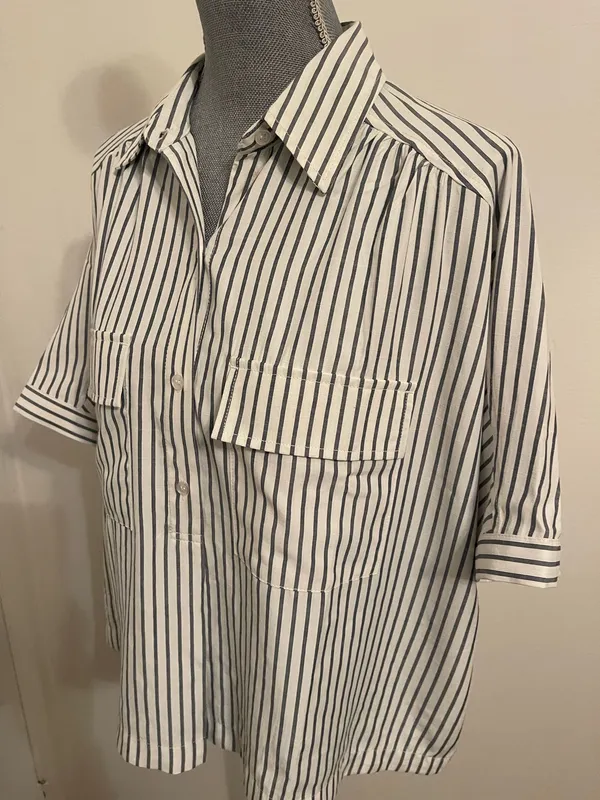 Max Studio White Shirt with Vertical Black Stripes Size L - Image 5