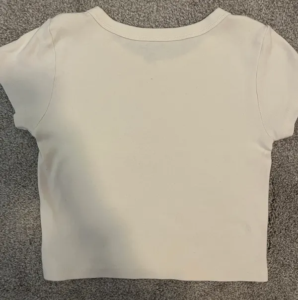 Brandy Melville baby tee - Image 2