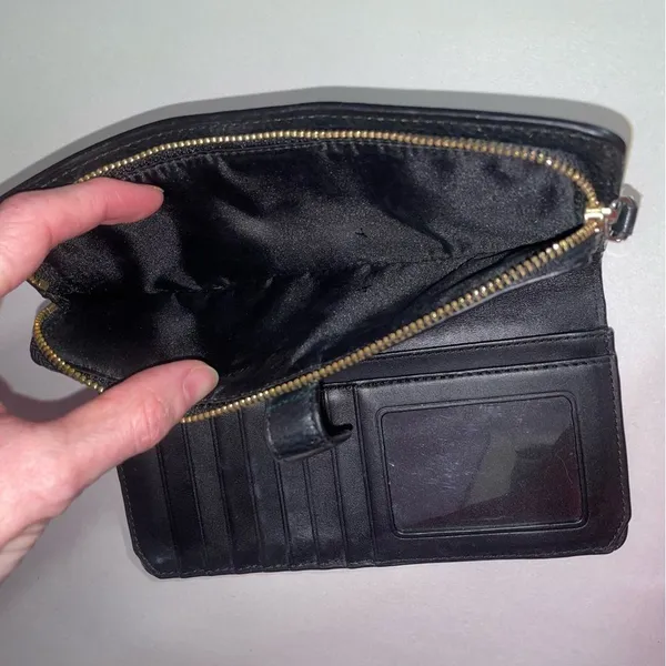 Coach Slim Zip Wallet Black Leather Large Minimalist Quiet Luxury Neutral - Image 3