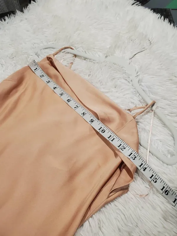 ASTR Cowl Slip Midi Dress in Blush Pink Large - Image 4