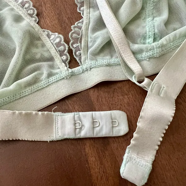 Vintage Lace Mesh Bralette Green - Image 4