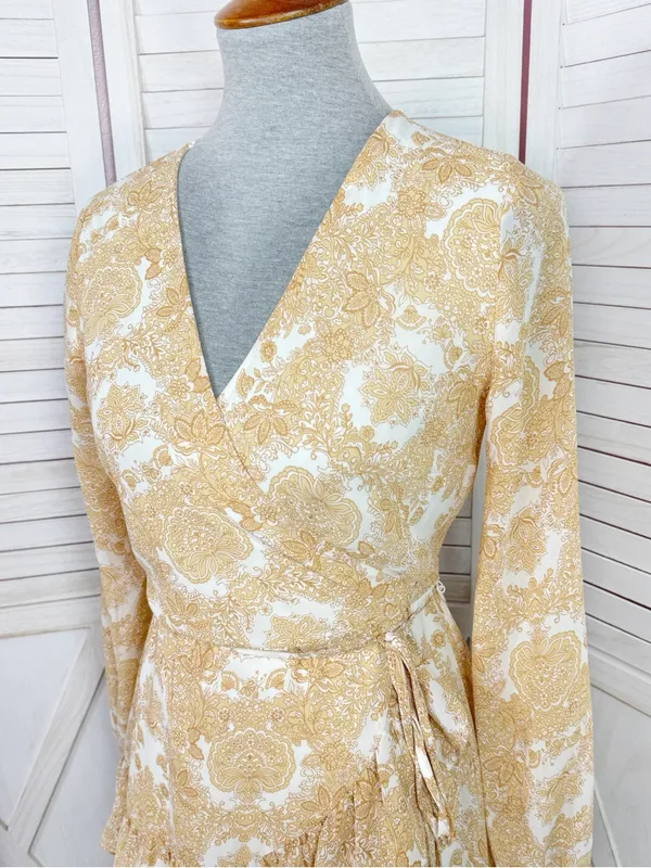 Jun‎ & Ivy by Francesca's Floral Boho Ruffle Wrap Mini Dress Yellow Cream Small - Image 5