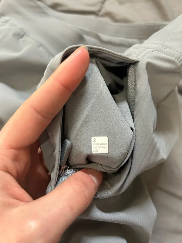 Lululemon joggers - Image 5