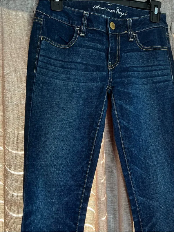 American Eagle Outfitters Dark Blue Super Stretch Jegging Size 2 Short - Image 6