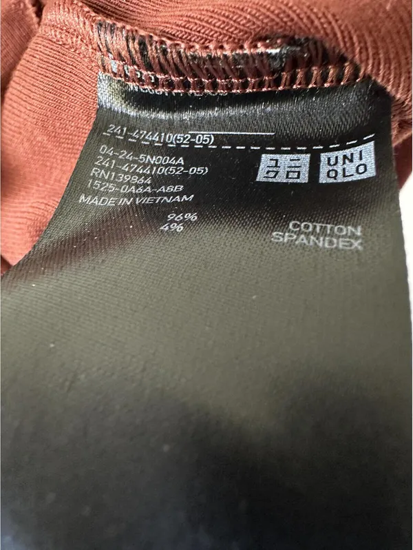 Uniqlo Mini T-Shirt Dark Orange Small - Image 6