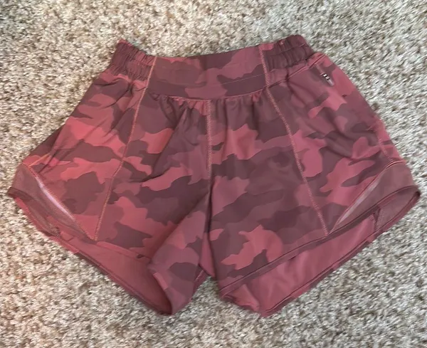 Lululemon Hotty Hot Shorts 4” - Image 2