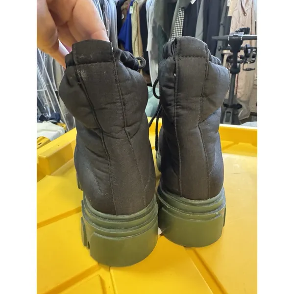 Farm Rio FARM Rio Lug Sole Bootie Size 6.5 Puffer Boot Black Green - Image 5