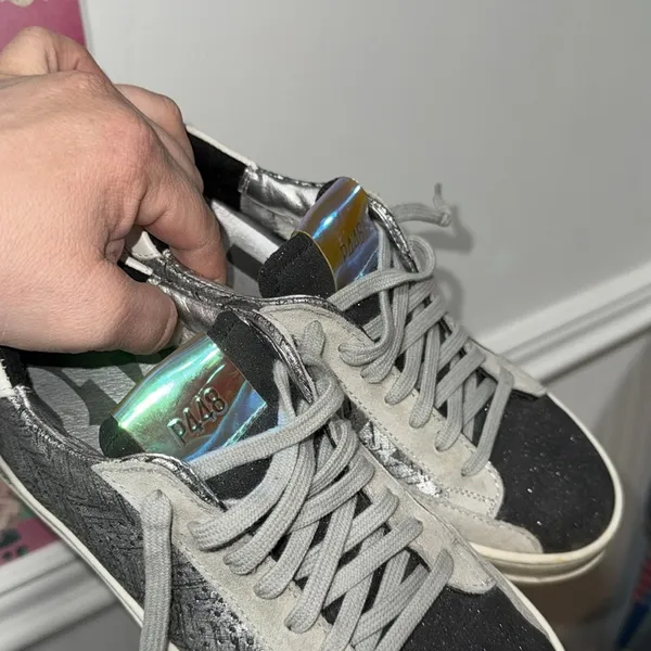 P448 sneakers size 5 Made to look worn silver gray black tartan John - Image 2