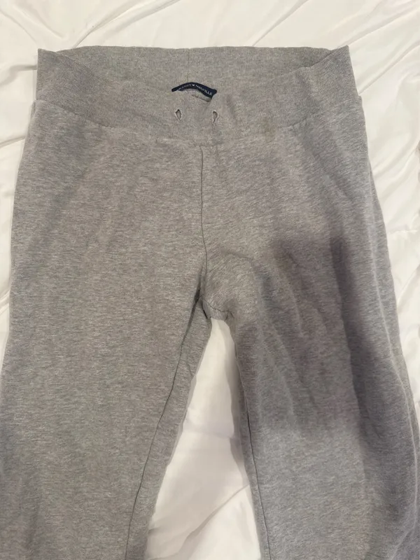 Grey Brandy Melville Sweatpants - Image 3