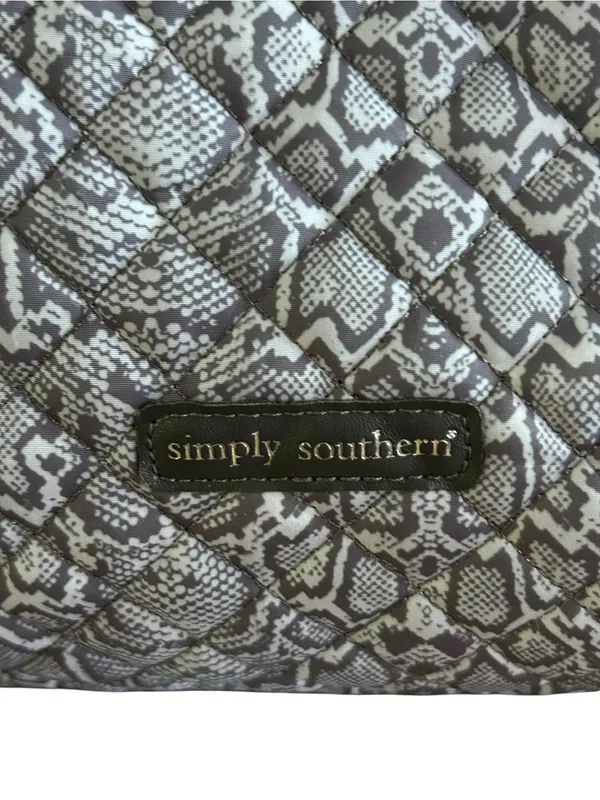 Simply Southern Gray Python Quilted Tote Duffle Travel Bag NWOT - Image 3