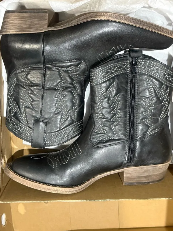 Coconuts by Matisse Pistol Cowboy Bootie size 7.5 New - Image 6