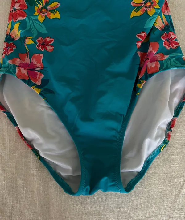 Lands End One Piece Swimsuit - Image 4