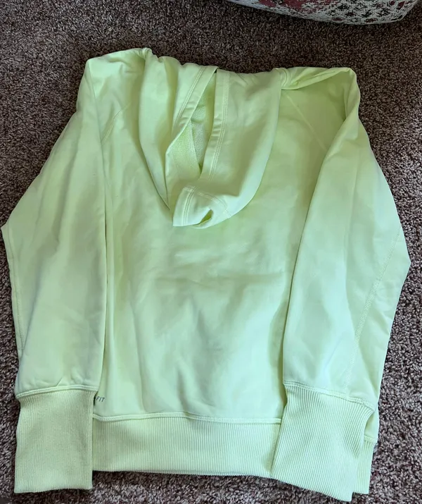 Nike Therma-Fit Sweatshirt - Image 3