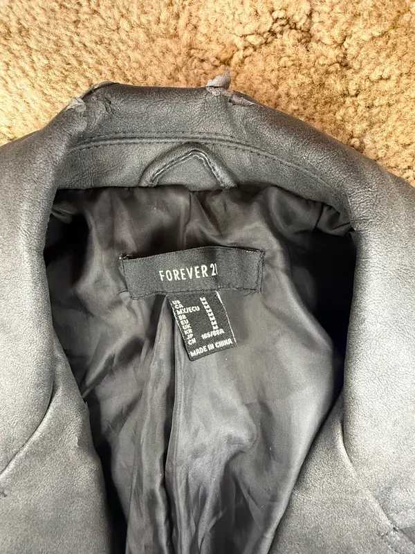Forever 21 Black Faux Suede Moto Biker Jacket Size M - Image 4