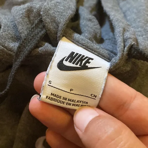 Nike hooded‎ long sleeve small - Image 6