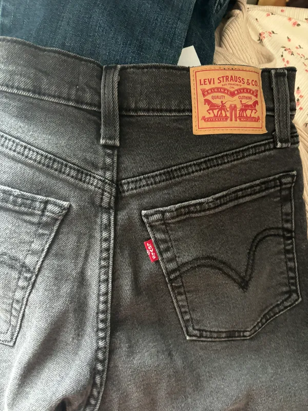 Levi’s Black Jeans - Image 4
