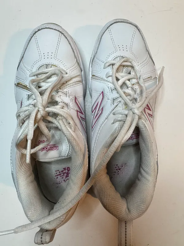 New Balance Womens 608 V3 Size 7.5 #WX608V3P - Image 4