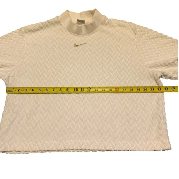 Nike Mock Neck Crop Top Womens‎ M Sail White Textured Chevron Knit Sporty Core - Image 4