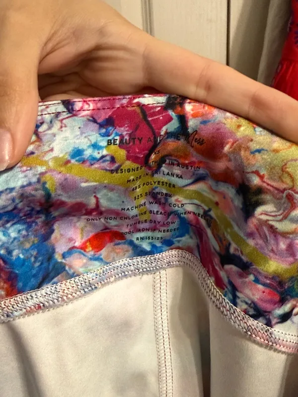💖Beauty & the Mess Abstract Marble Capri Cropped Leggings‎ Dopamine Maximalist - Image 5