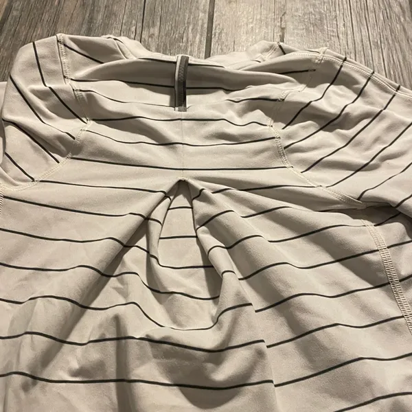 Lululemon Striped Long-Sleeve Crewneck - Image 5