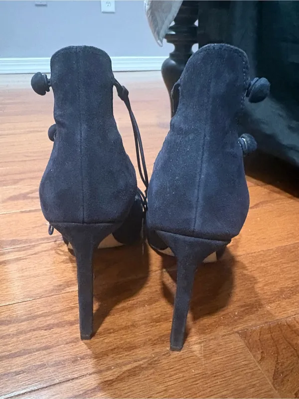 Nine West Black Suede Lace-Up Pointed Pumps with Pom-Tie Detail - Image 2