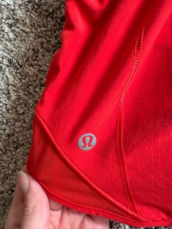 Red Lululemon Hotty Hot - Image 3