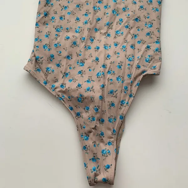 Frankies Bikinis Annie One Piece Spring Bloom Womens Small - Image 10