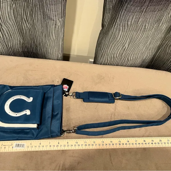 NFL Colt Canvas Crossbody Bag - Image 8