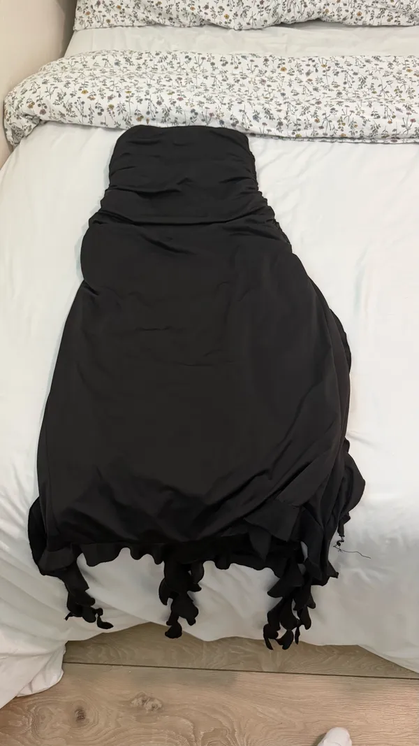 Women’s black strapless dress Size M - Image 4