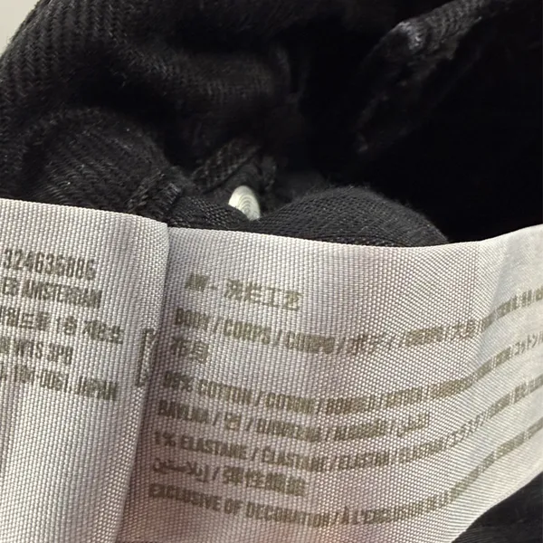 Abercrombie & Fitch Ultra High‎ Rise 90s Straight Jean in Black Size 24 or 00 - Image 10