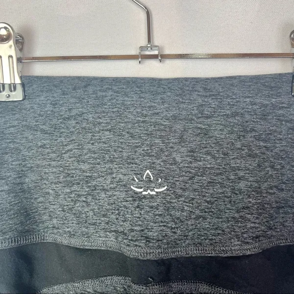Beyond Yoga High Rise Black‎ & Gray Soft 7/8 Athletic Leggings S - Image 4