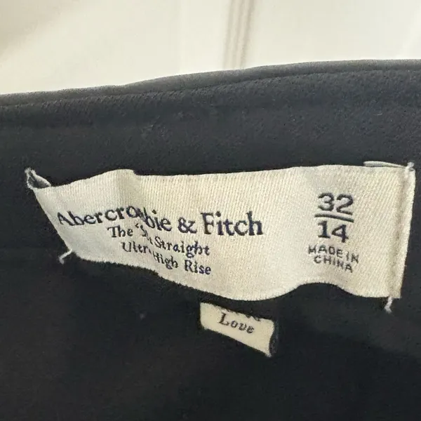 Abercrombie & Fitch The 90’s Straight Ultra High Rise‎ Pants Size 14/32 - Image 6