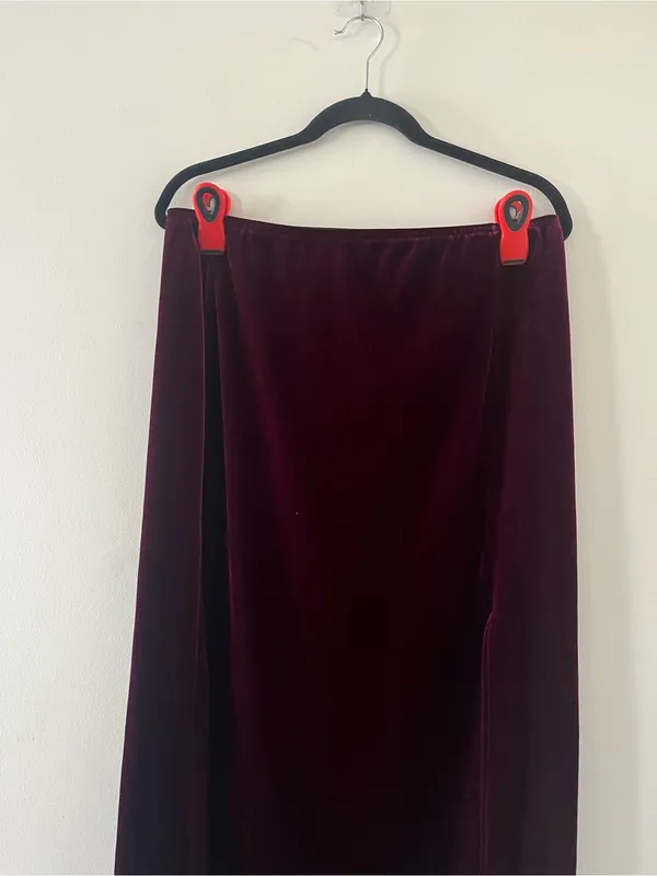 Vintage Burgundy Velvet Midi Skirt Large High Rise Holiday Romantic Winter Fall - Image 2