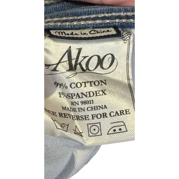 The Akoo Women's Jeans Comfort Stretch Low Rise Medium Wash Pants Sz.‎ 28 - Image 10