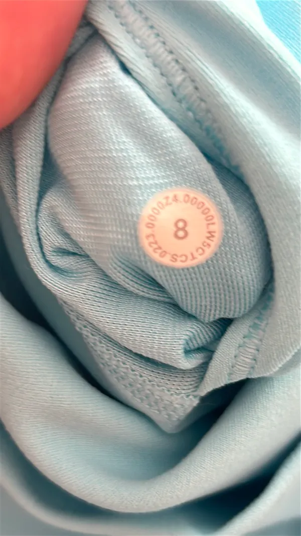 Aqua Blue Lululemon Leggings Size 8 - Image 3