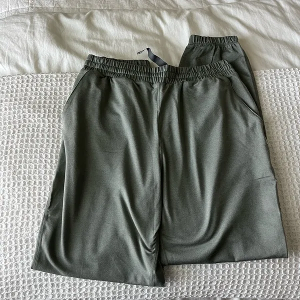 Vuori boyfriend joggers - Image 2