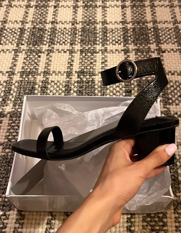 Steve Madden Black Yanni Strap Heels Sandals Black Yanni Strap Heels Sandals - Image 6