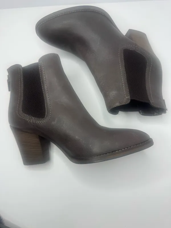 Aquatalia Grey Leather Ankle Boots Womens Size 8 - Image 5