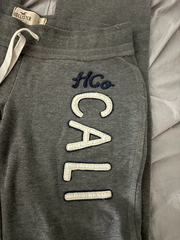 Y2K Hollister grey pants - Image 2