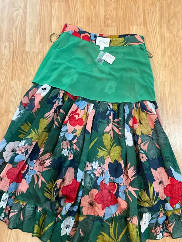 NWT $250.00 mare mare Alyssa Floral Midi Skirt by Free People - Image 11
