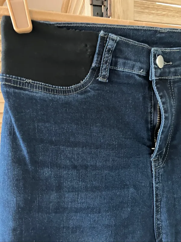 Women’s Maternity Jeans - Image 4