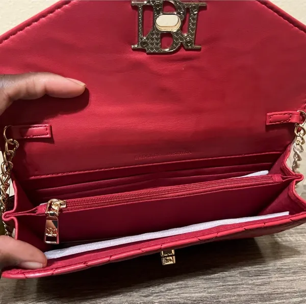 Badgley Mischka Red Crossbody Bag - Image 4