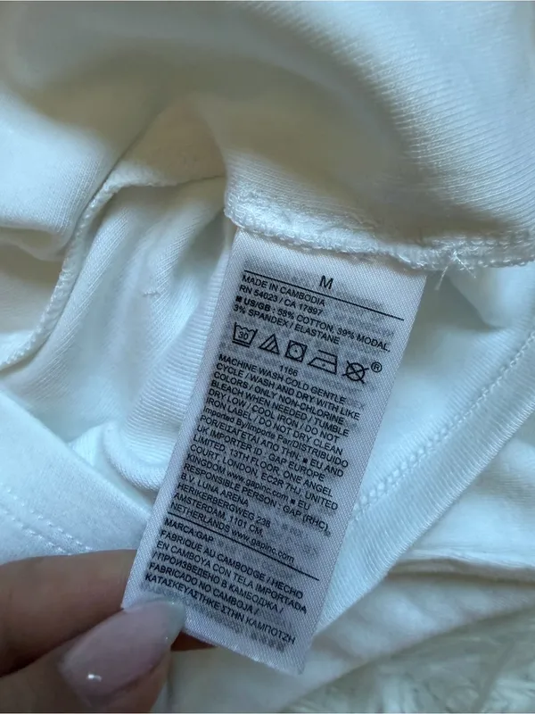 GAP Modern mockneck tee - Image 6