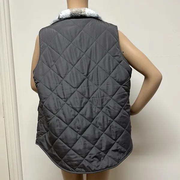 NWOT Thread & Supply “that cozy life” reversible, gray & plaid vest size M - Image 4