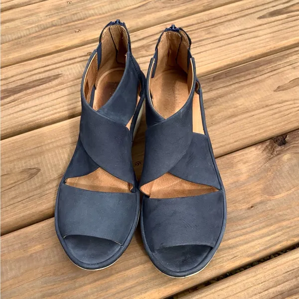 Clarks Stylish 🌷COMFY 🌷leather platform sandals 💙 - Image 4
