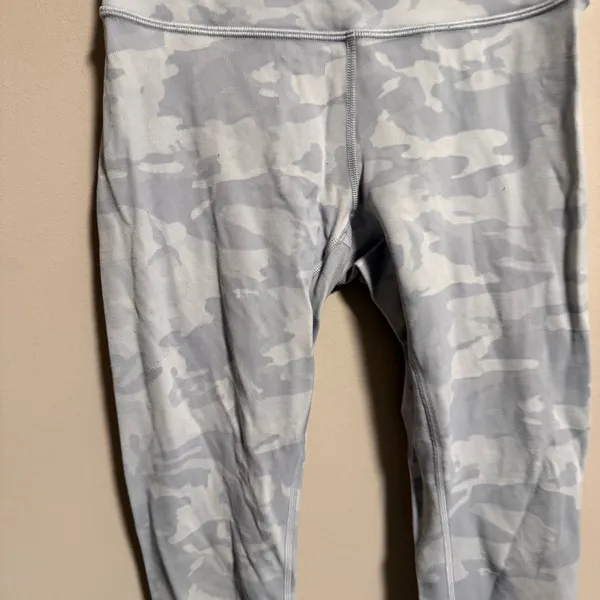 Lululemon Wunder Under High-Rise Tight 25" Luxtreme Camo Jacquard Alpine White - Image 8
