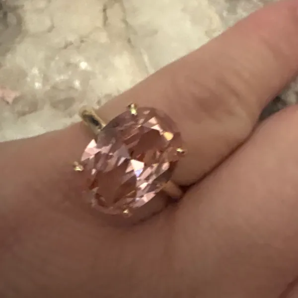 Pink gemstone ring Size 6 - Image 2